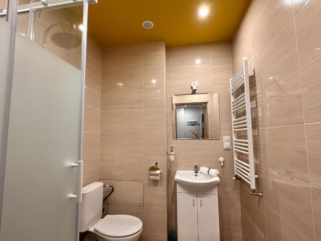 The M O D E R N C I T Y Spot Apartment Katowice Exterior foto